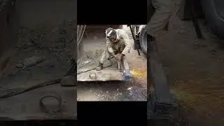 Fix broken teeth on huge excavator buckets