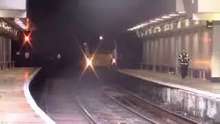 334001 arriving at Charing Cross