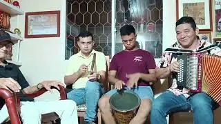 Jarabe de Totumo (la medicina) Carmelo Hernández caro : autor Oswaldo Monterroza