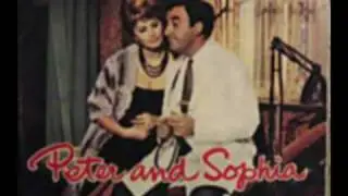 SOPHIA LOREN AND PETER SELLERS SING