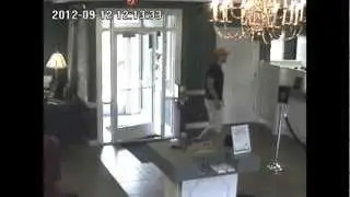 RAW-ВИДЕО С КАМЕР БЕЗОПАСНОСТИ Ограбление банка в Риджтопе, штат Теннесси