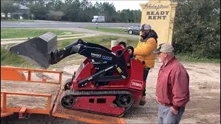 TORO DINGO - Mini Skid Steer - Loading & Unloading