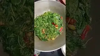 Bohot healthy Chaulai/Amaranth saag #amaranth #healthy #saag #trending #shorts #tasty #food #recipe