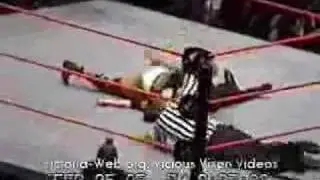 Trish vs Victoria vs Molly Holly