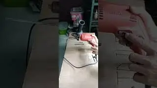 2010. ELECTRIC DRILL (*forward/reverse control switch) for home project