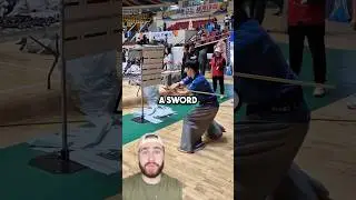 Кажется, будто он режет бумагу, но это гораздо впечатляюще!