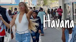 Boulevard San Rafael. Havana, Cuba