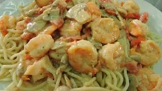 Camarones y champiñones al vino con espagueti.- RecetasdeLuzMa