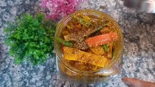 मिक्स वेज का आसान और टेस्टी आचार |Mixed Veg Pickle Recipe | Gajar muli achar 