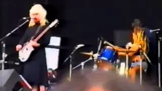 Babes in Toyland - Reading Festival (1993)(DHV 2011)