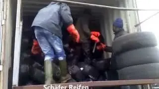 Container laden loading Gebrauchtreifen Used Tires Afrika Export Benin Germany