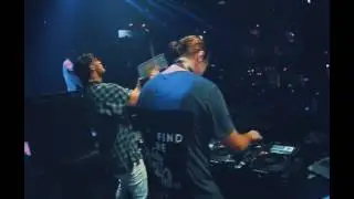 WHEN YOU PLAY LINKIN PARK SONG IN THE CLUB!