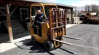 Towmotor 460 Propane Forklift For Sale at Auction