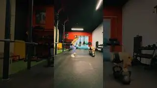 Вместе веселее😋#challenge #challengeaccepted #challengevideo #gym #challengeaccepted #спорт #зал