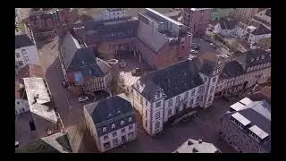 Rundflug &uuml;ber das Rathaus in Merzig