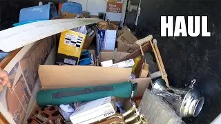 Tailgate Auction Haul - Buying Box Lots & Antiques!