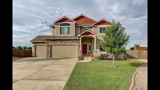 Expansive Living with Mountain Views in Carriage Hills