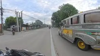 Mga ka Rocket rides The Triumph Adventure Way with Insta 360x5