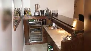 How to decorate a home bar counter Wine bar accessories