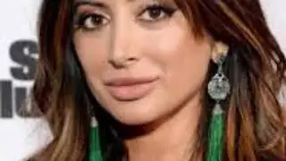 Noureen DeWulf Biography