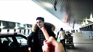 ОН ОСТАЕТСЯ СОВСЕМ ОДИН?