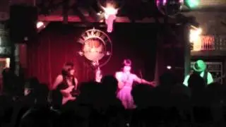 The Charlies - Tic Tac toe
