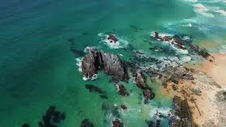A glimpse into the ocean&rsquo;s masterpiece. #visitnsw #australia #nature #southcoastnsw  #horseheadrock
