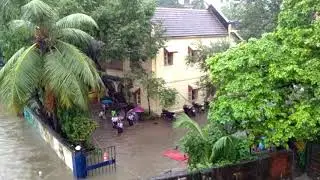 Heavy shower ☔Matunga police station and sion police station  in water 2018/7/9