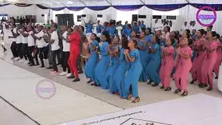 ZUMARIDI CHOIR WAKITUMBUIZA KWENYE BIRTHDAY YA MFALME ZUMARIDI 2020