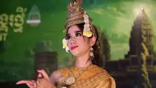 Discovering Cambodian Americans