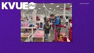 Officers go shopping with Austin kids