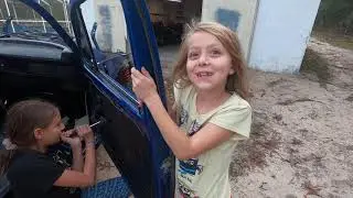1974 Super Beetle update and door panel removal