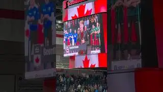 🇨🇦Geordie Brown sings the national anthem at the Canadian Olympic Curling Trials. Halifax, NS🏅🍁