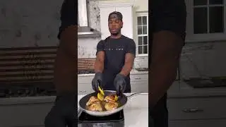 Как приготовить куриные бёдрышки с лимоном, мёдом и чесноком | Быстро и просто #onestopchop