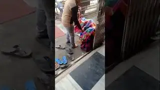 Feeding Poor People |Poor People HelpVideo |Helping Poor People Shorts |HelpingVideo#shorts