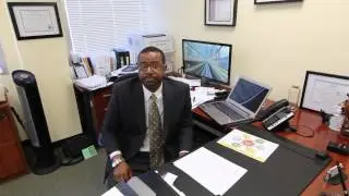 An Insurance and Financial Services Company Reviews Social Media Top Team