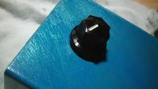 Feedback looper guitar pedal going crazy