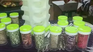 Amazon Brand - Solimo Revolving Plastic Spice Rack set (16 pieces, Silver)