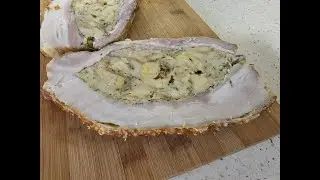 Plnený bôčik a zemiaková knedličky.