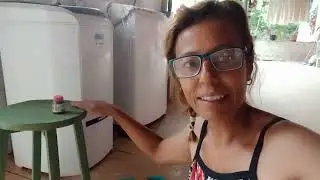 # RECICLANO um banquinho/E muita  história #🥰.