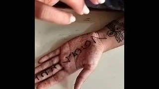 &ldquo;1️⃣-8️⃣ #Easy Mehandi #Viral&rdquo;# Magic ✨💚 No artist needed, just try & shine! 😍 #EasyMehandi #Viral&rdquo;