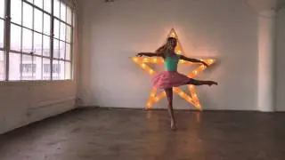 Ballet Zaida La La Land Tribute: Someone In The Crowd