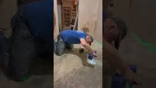 wykonanie wylewki samopoziomującej