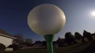 The Amazing Dancing Wubble Bubble Ball Defies Gravity!