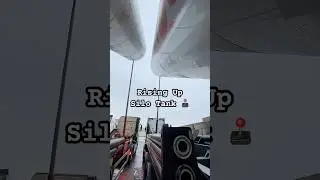 Silo tank Lifting with hydraulic control of the central piston 🕹️🚛❄️ #shorts #truck
