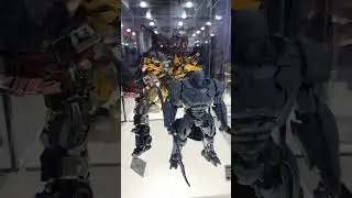 #Threezero awesome display booth at #Toyfair #transformers #nyc #toys #actionfigures