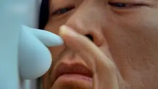 A Man Trapped in a Blind Box Escape Room， Pressing a Switch to Receive Random Items， Symbol