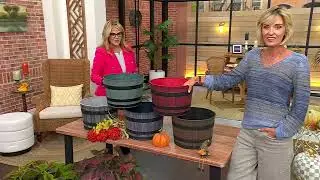 Phillip Watson con&ccedil;oit une jardini&egrave;re en forme de tonneau de whisky sur QVC