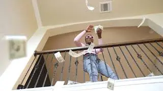 SHE MONEY - 