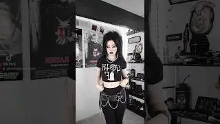#gothgirls #alternativegirls #gothicfashion #gothmodel #barbiegirl #gothgoth #gothicmakeup